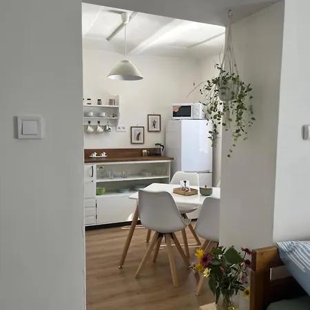 Apartma Se Zahradkou Апарт-отель *