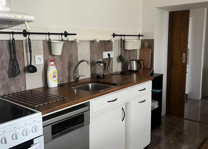 Apartma Se Zahradkou * Libkov